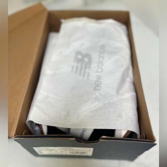 🔥Price Drop 🔥 Mens New balance sneakers - Picture 13 of 13